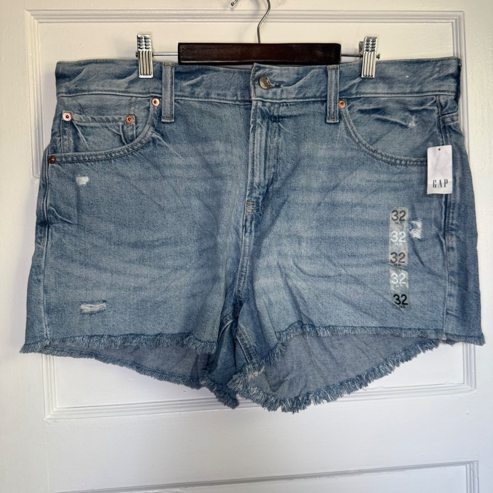 GAP Ultrasoft Denim Cutoff Shorts Light Wash Distressed Blue 32 14R NEW